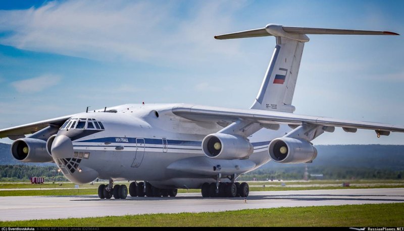 Самолёт ил-76 ВТА России