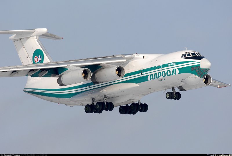Ил-76 пассажирский АЛРОСА