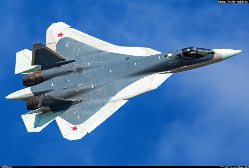 Су-57 двухдвигательный реактивный самолёт