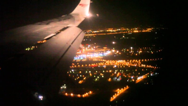 Посадка самолета в Домодедово
