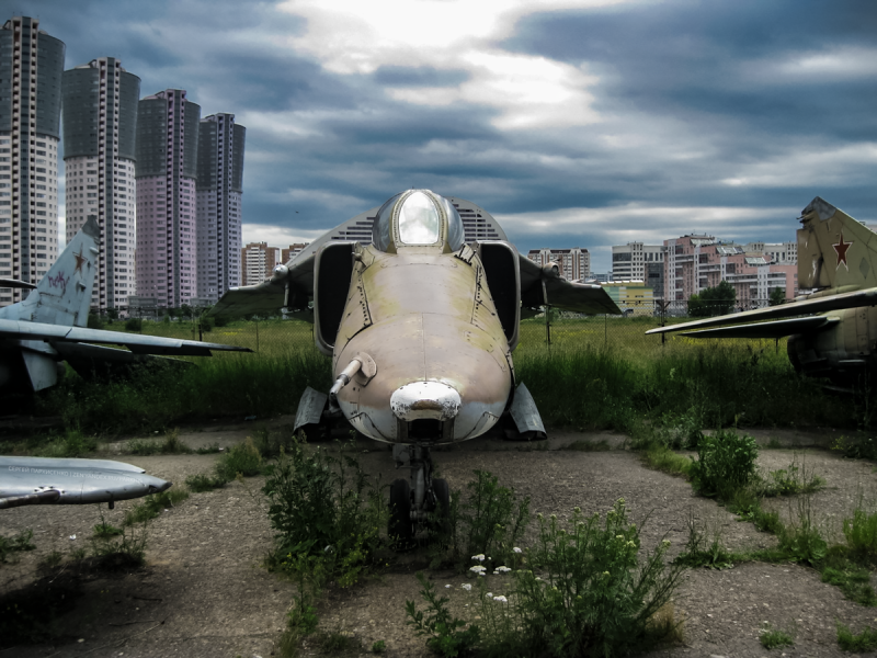 Кладбище самолетов Москва