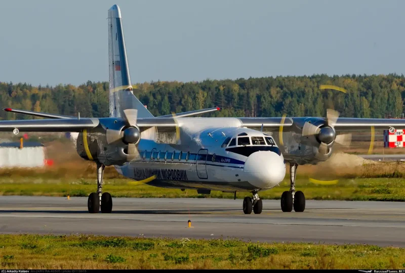 Турбовинтовой самолет АН-24