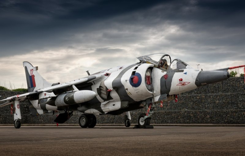 Самолет Harrier gr3