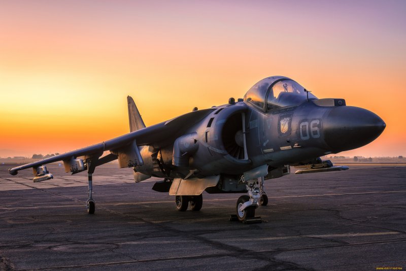 Av-8b Harrier