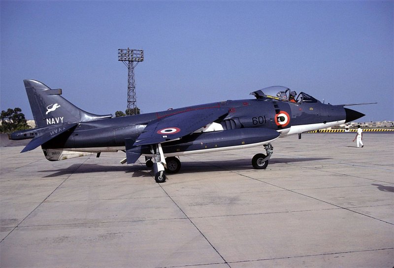 Sea Harrier FRS.1 самолет