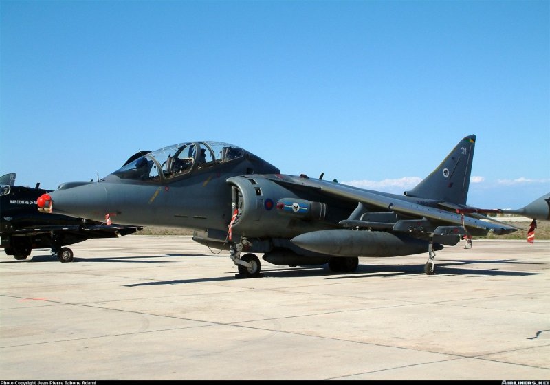 Sea Harrier t.8