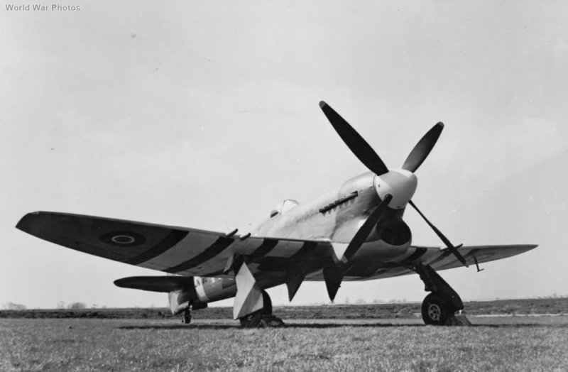 Hawker Tempest фото