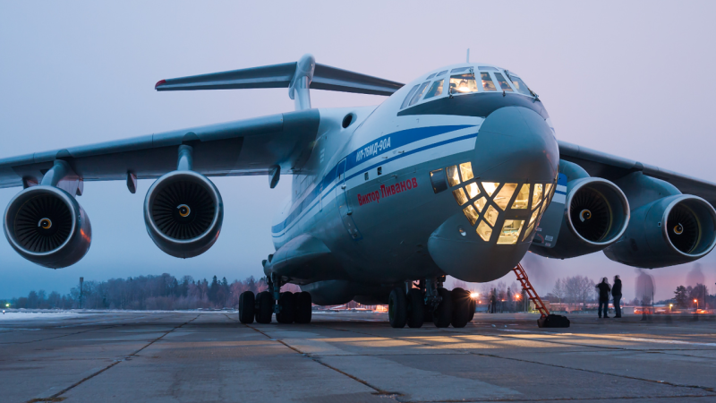 АН-188 транспортный самолёт