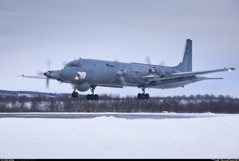 Противолодочный самолет ил-38н