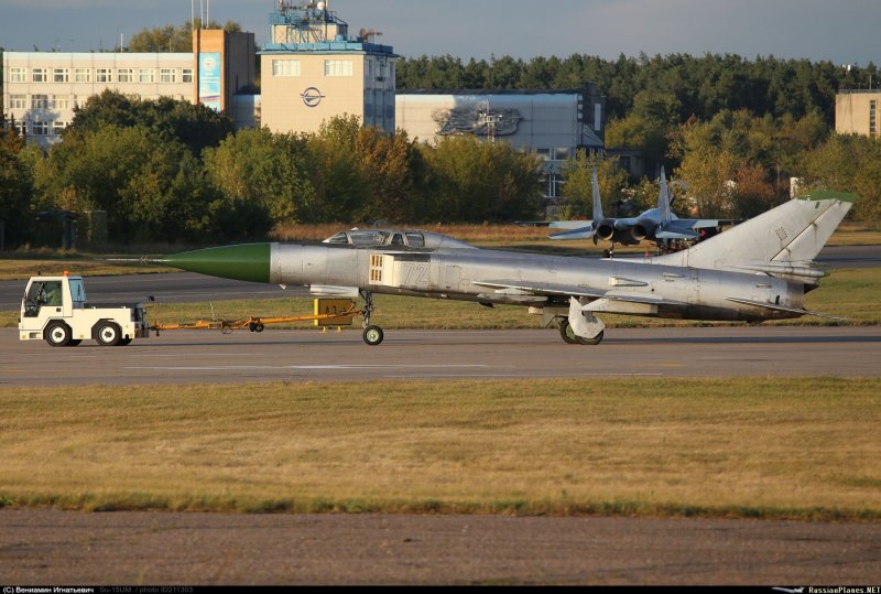 Су-15 перехватчик самолёты сухого