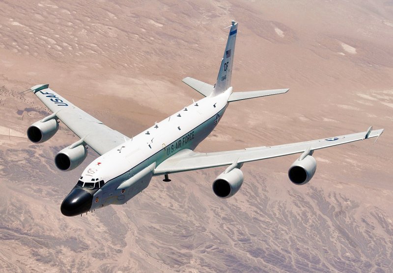 RC-135 самолет разведчик