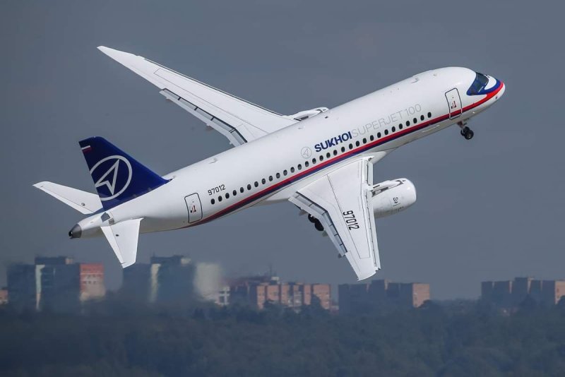 Superjet 100