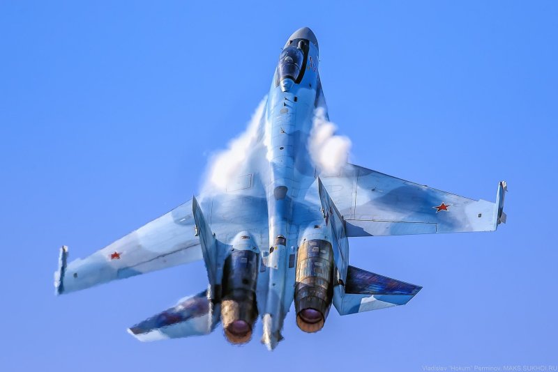 Истребитель Су-35с ВКС России