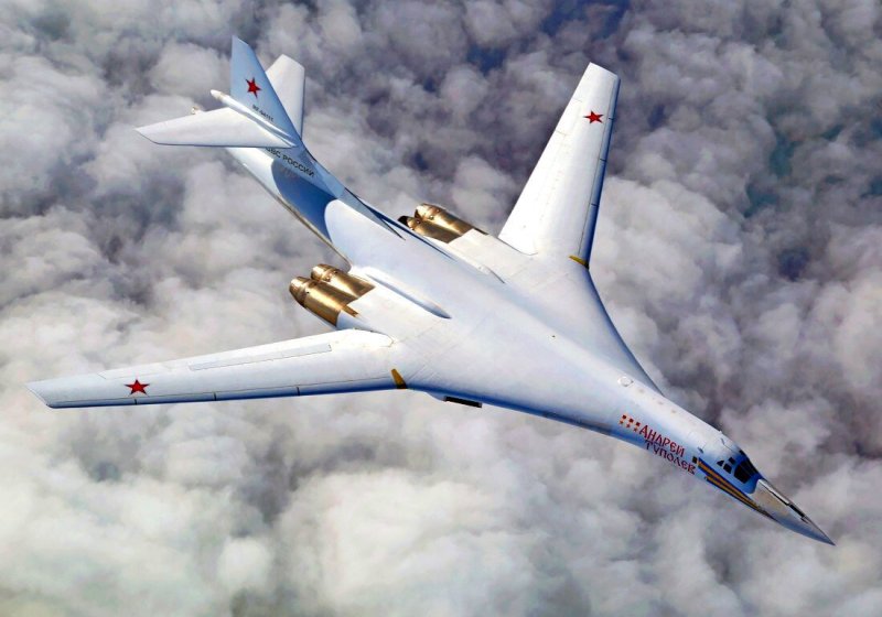 Ту-160 сверхзвуковой самолёт белый лебедь