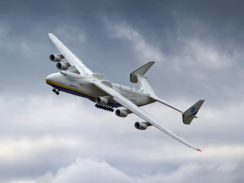 АН-225 Мрия