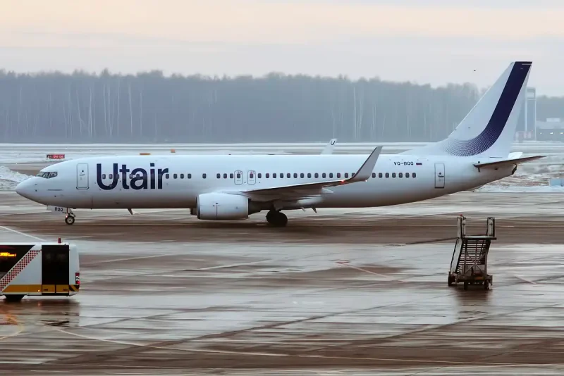 Авиакомпания UTAIR Боинг 737