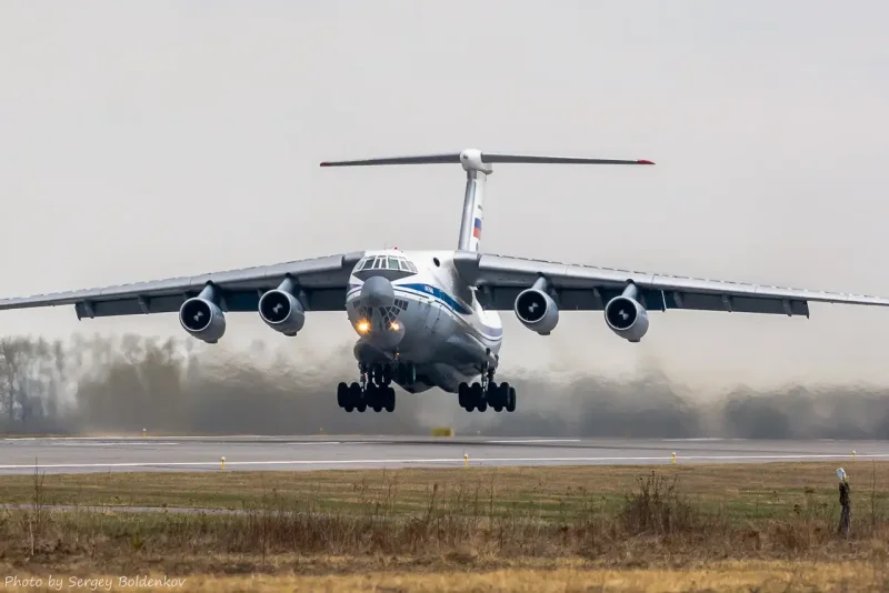 Ил-76 военно-транспортный самолёт