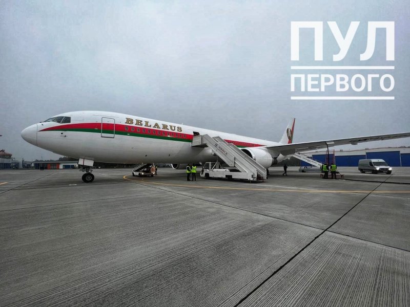 Лукашенко прилетел в Сочи