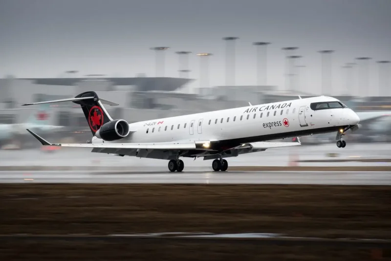 Эмбраер CRJ 200