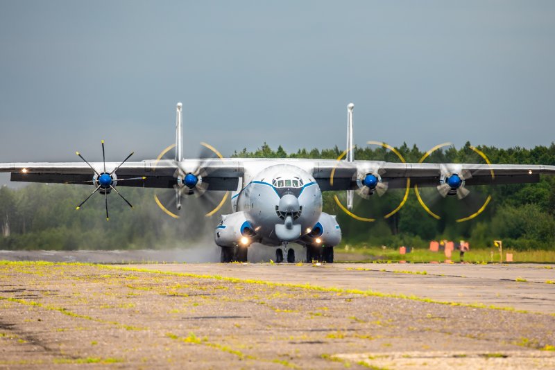 Турбовинтовой самолет АН 22