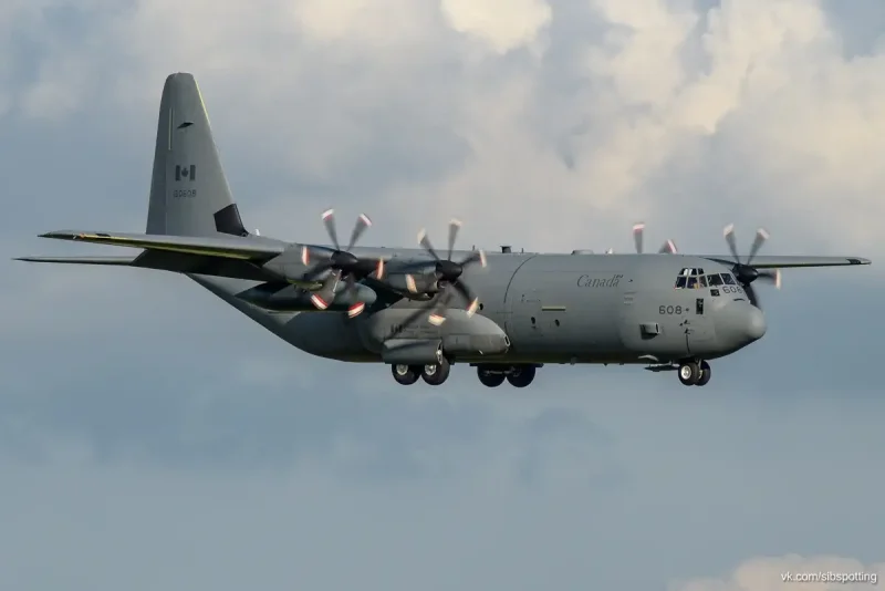 Самолет Hercules c130