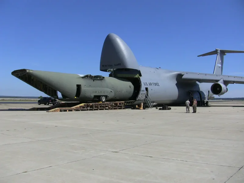 C5 Galaxy самолет