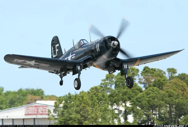 Vought f4u Corsair