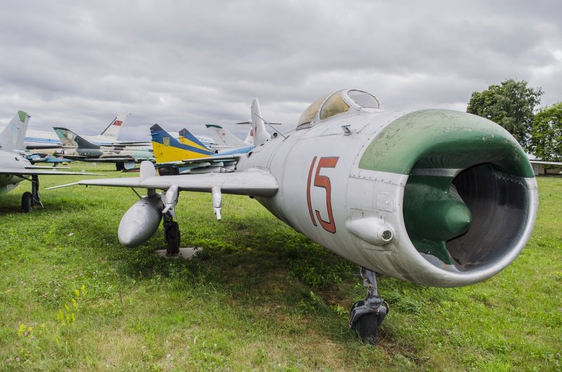 Миг-19 реактивный самолёт