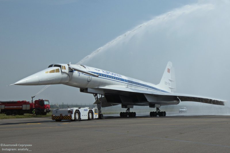 Ту-144 пассажирский самолёт