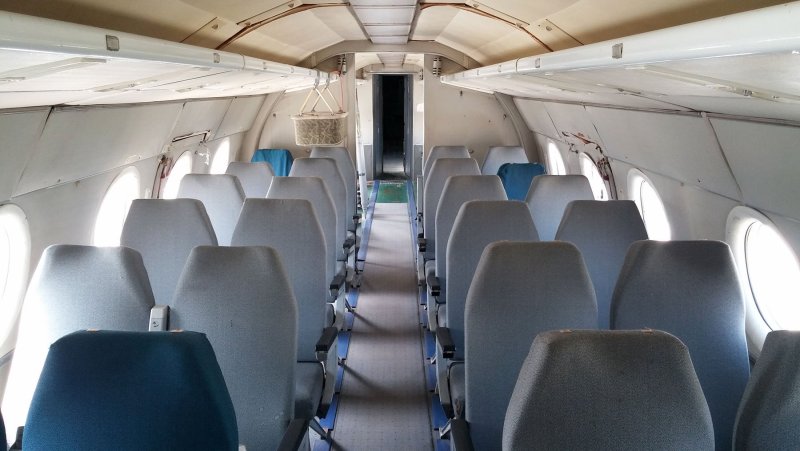 Ту-134 пассажирский самолёт салон