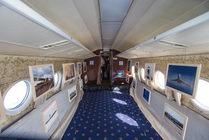 Ту-144 пассажирский самолёт салон