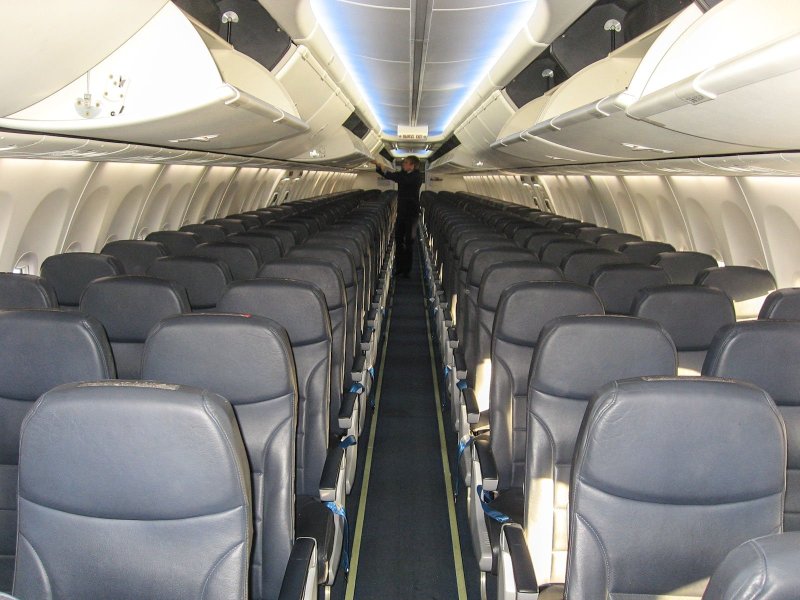 Боинг 737 салон