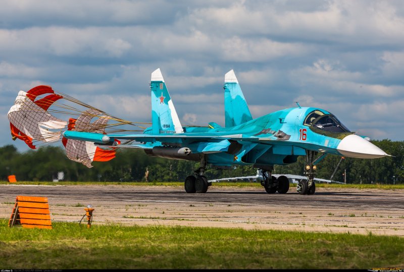 Истребитель Су-30см