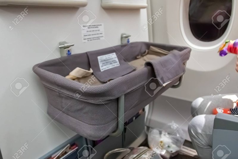 S7 люлька для новорожденных в самолете