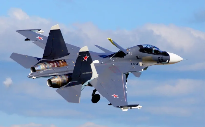 Су-35 реактивный самолёт