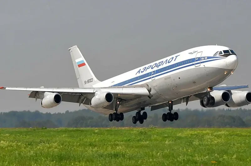 Ил-86 пассажирский самолёт