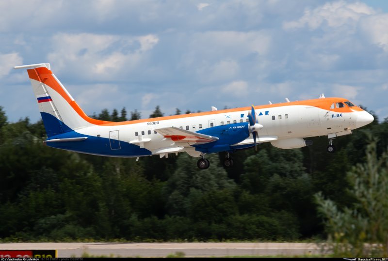 Ил-114 самолёт