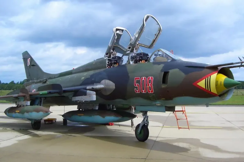 Су-22 истребитель-бомбардировщик