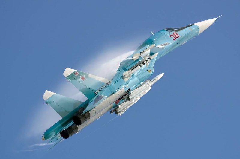 Су-27 истребитель-бомбардировщик