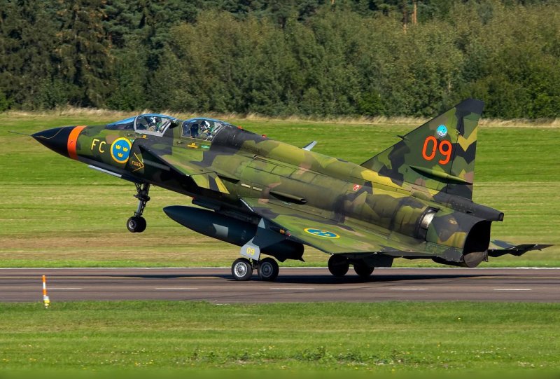 Saab Viggen самолет