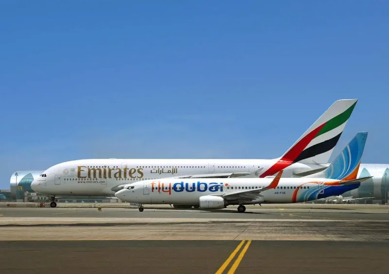 Боинг 737 Emirates