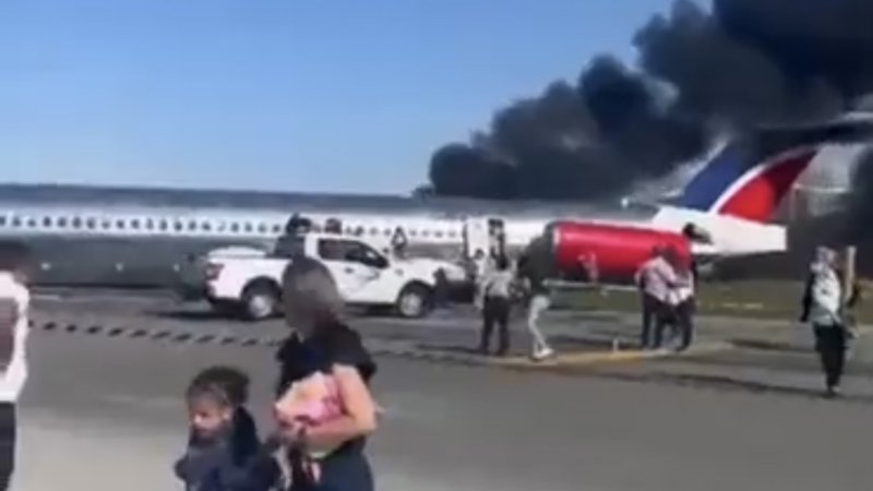 Пожар в салоне самолета