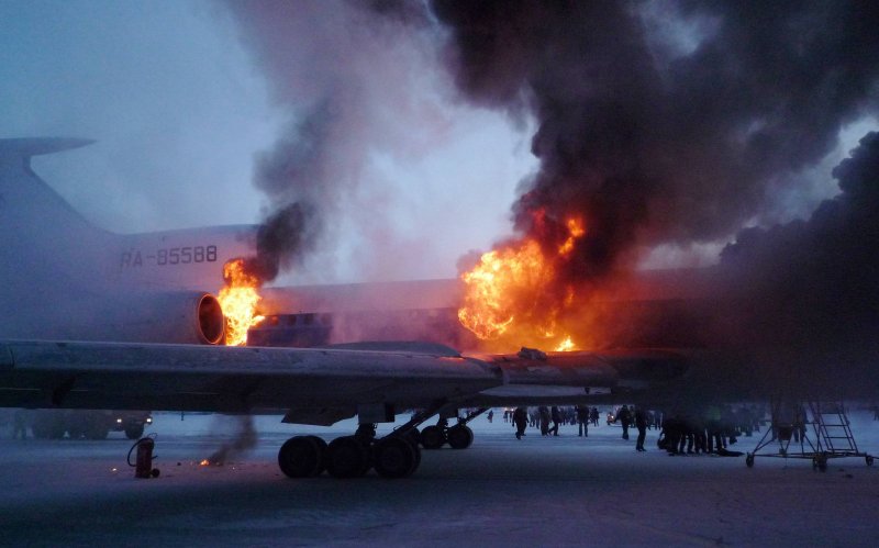 Пожаре ту-154 в аэропорту Сургута