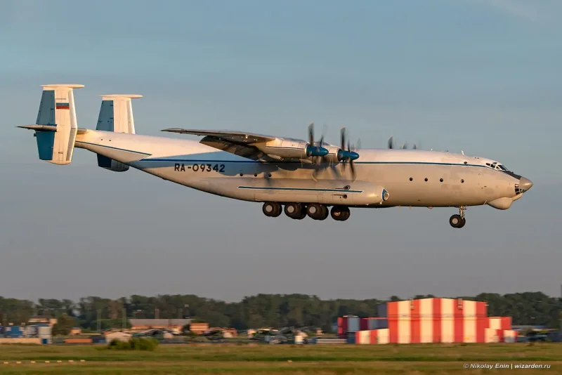 АН-22 ra-09342