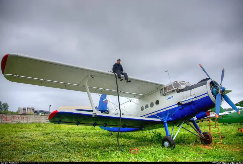 Приборные панели АН-22