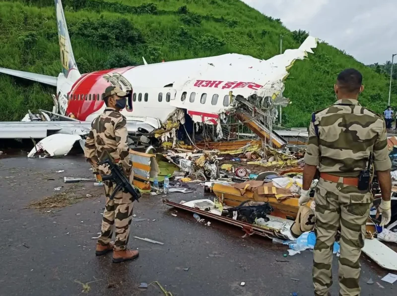 Крушение Боинга 737 в Китае