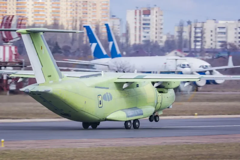 Самолет ил-112в