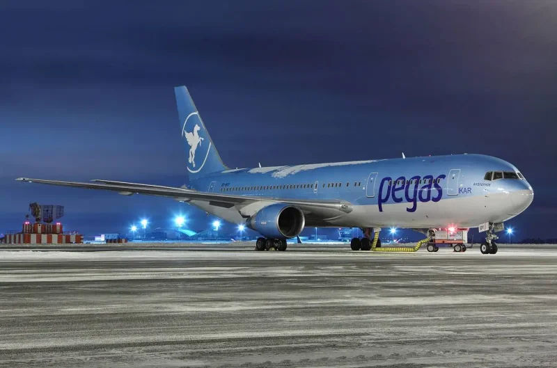 Боинг 767-300 Pegas Fly