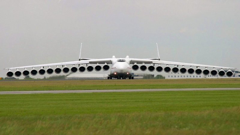 АН-225 Мрия