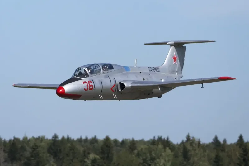 Aero l-29 Delfin